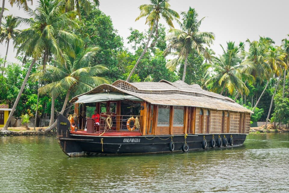 My trip Houseboat