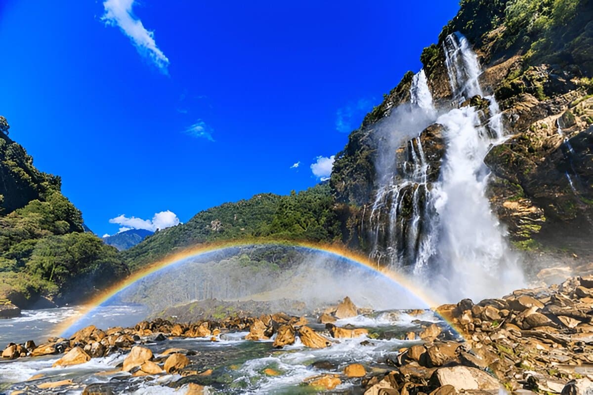 Nuranang Falls