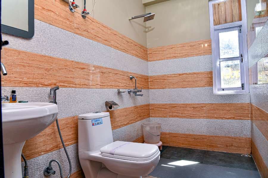  Rufina Lachung Deezong