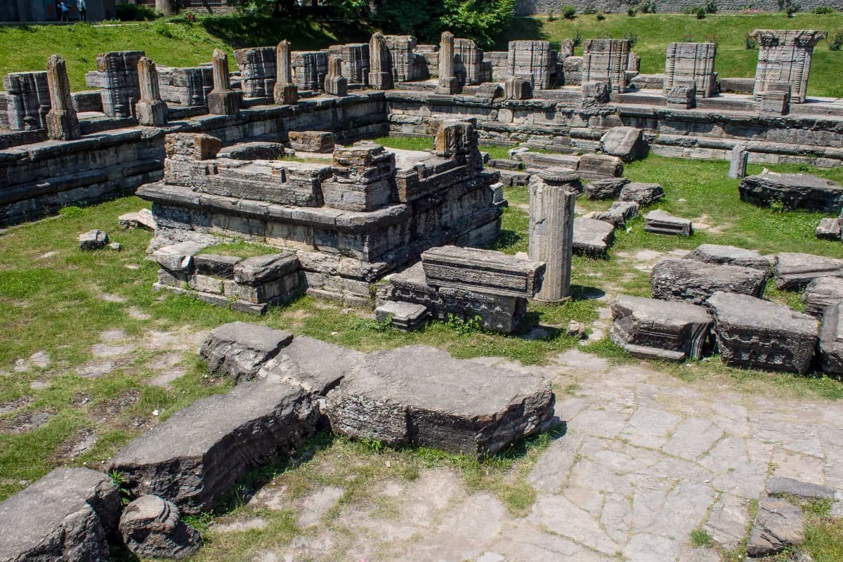 Avanti Swami Temple Ruins