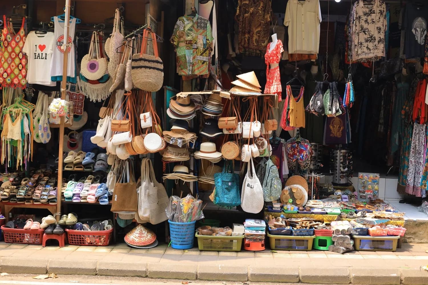 Balinese handicrafts in Ubud Art market