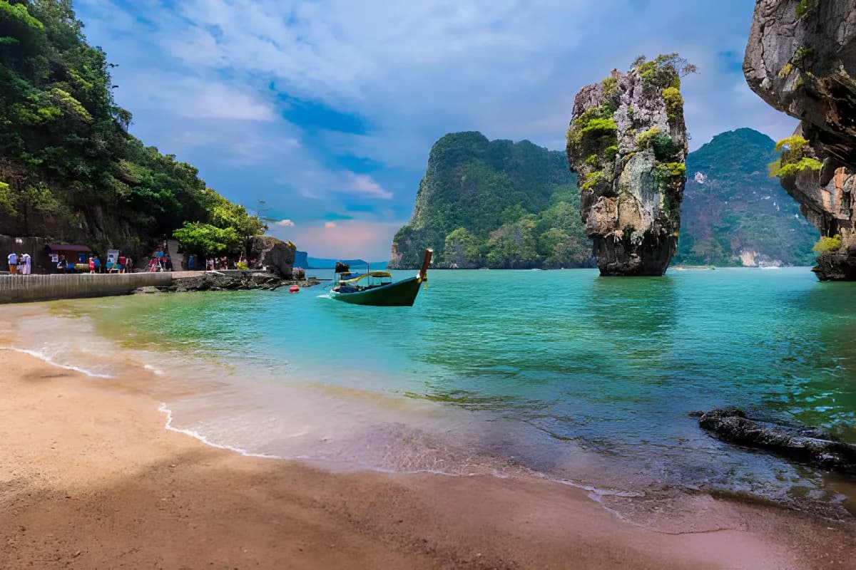 James Bond Island
