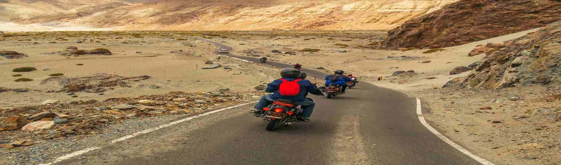 Ladakh Bike Trip vs Tempo Traveller Trip – Which One Should You Choose?