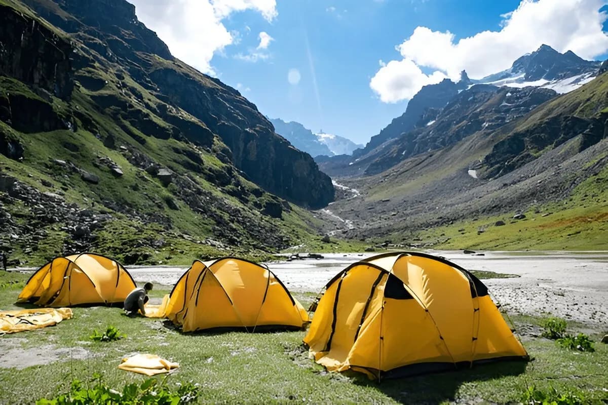 Camping in Manali