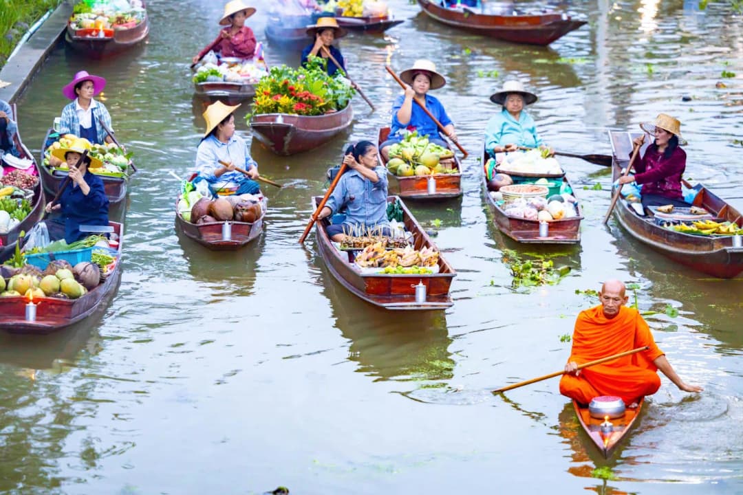 Taling Chan Floating Market