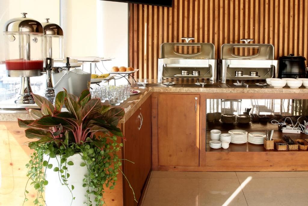 Prague Hotel Vietnam