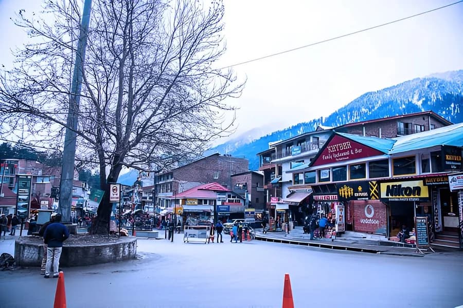 Best Hotels in Manali Mall Road for Every Traveler in 2026