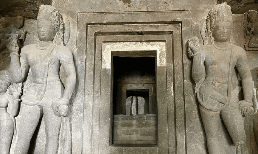 A Guide to the Magnificent Ellora Caves: A UNESCO World Heritage Site