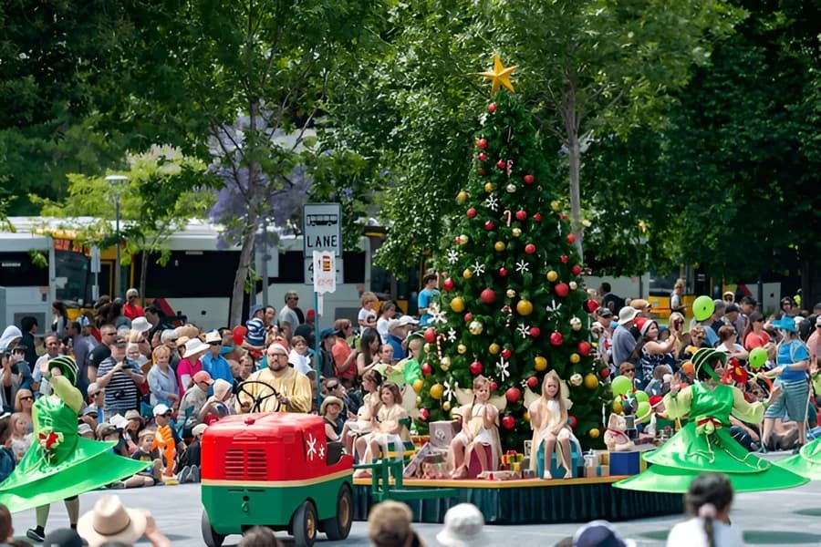 Christmas in Australia: Why a Summer Christmas Feels So Magical