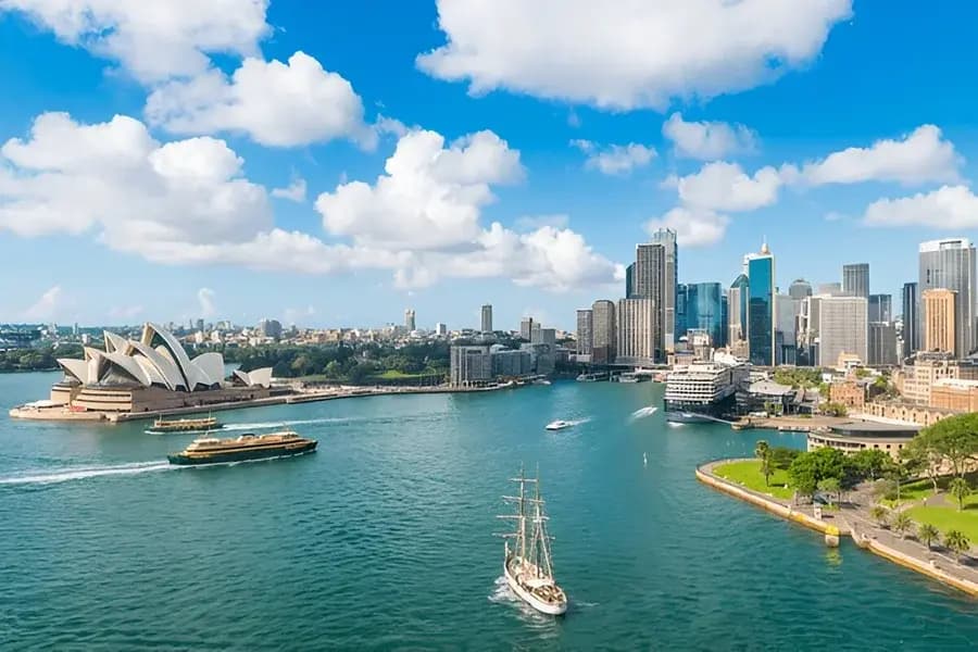 Australia in January: Best Places to Visit, Weather & Hidden Gems