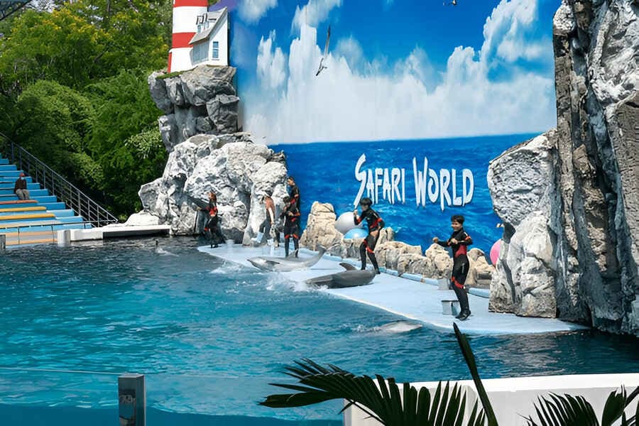 Safari World Zoo, Thailand