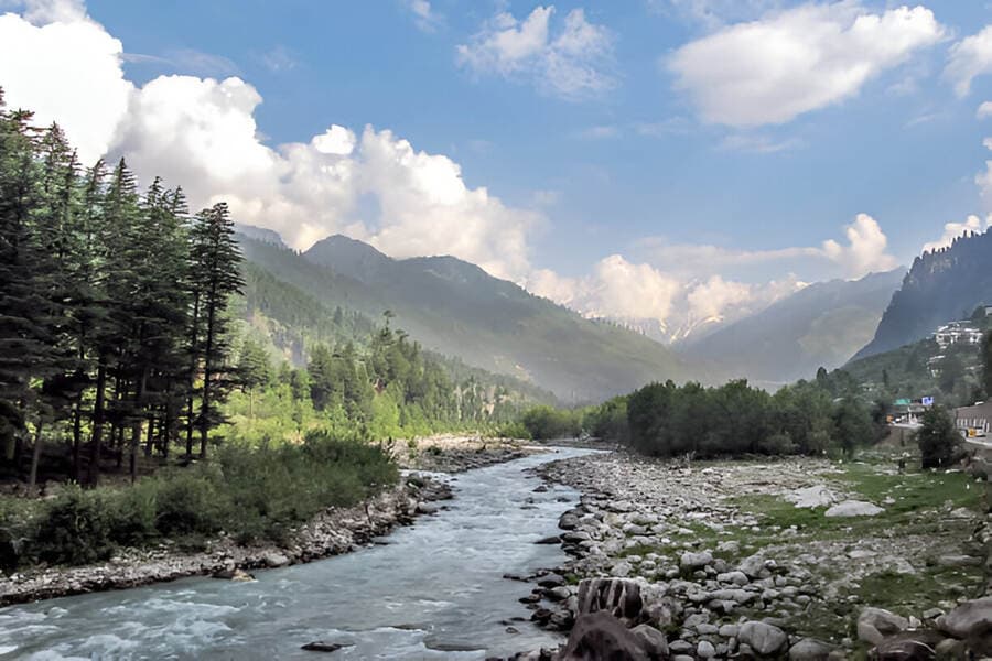 Himachal Family Tour: Explore the Best of Nature and Adventure