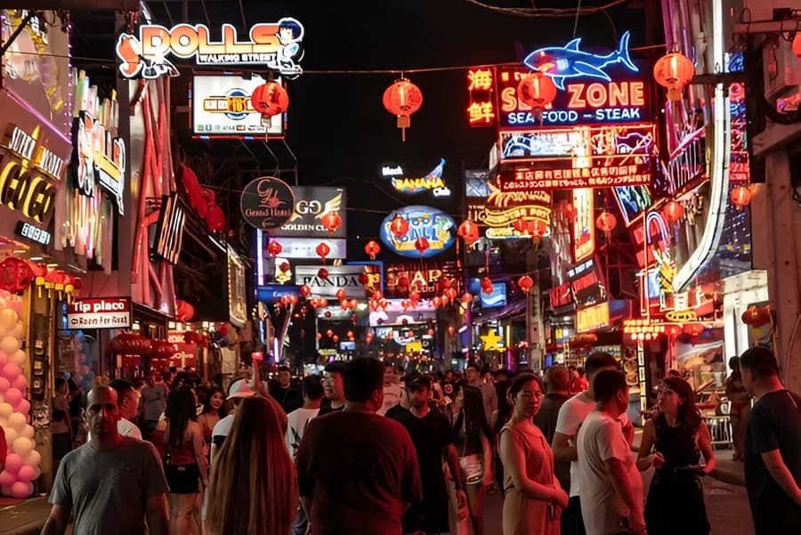 Thailand Nightlife Guide: Hidden Parties, Crazy Clubs & After-Dark Secrets