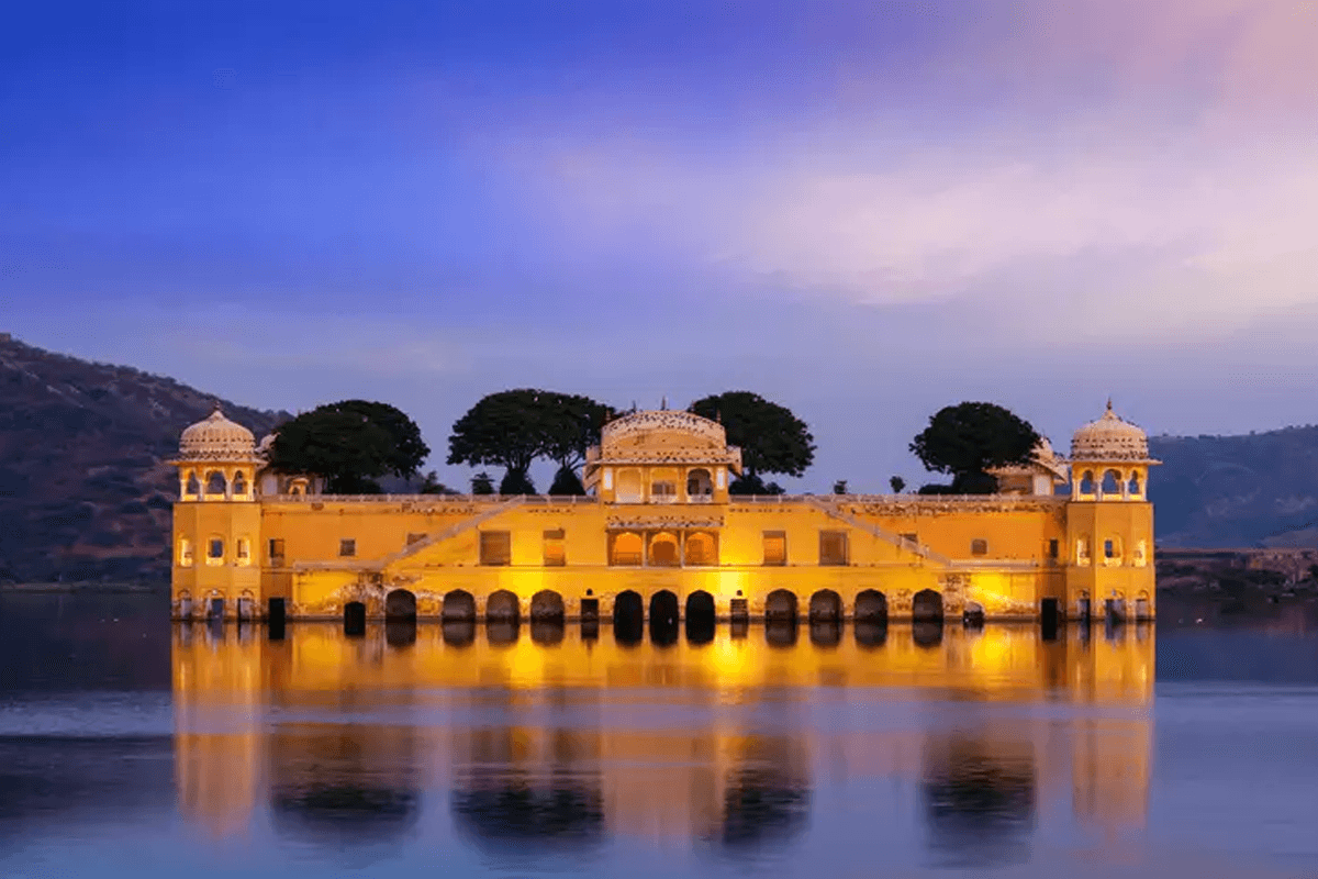 Book Your Udaipur Honeymoon Tour for an Ultimate Royal Honeymoon