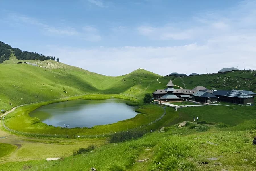 7 Offbeat Locations in Himachal That Feel Like Hidden Paradise