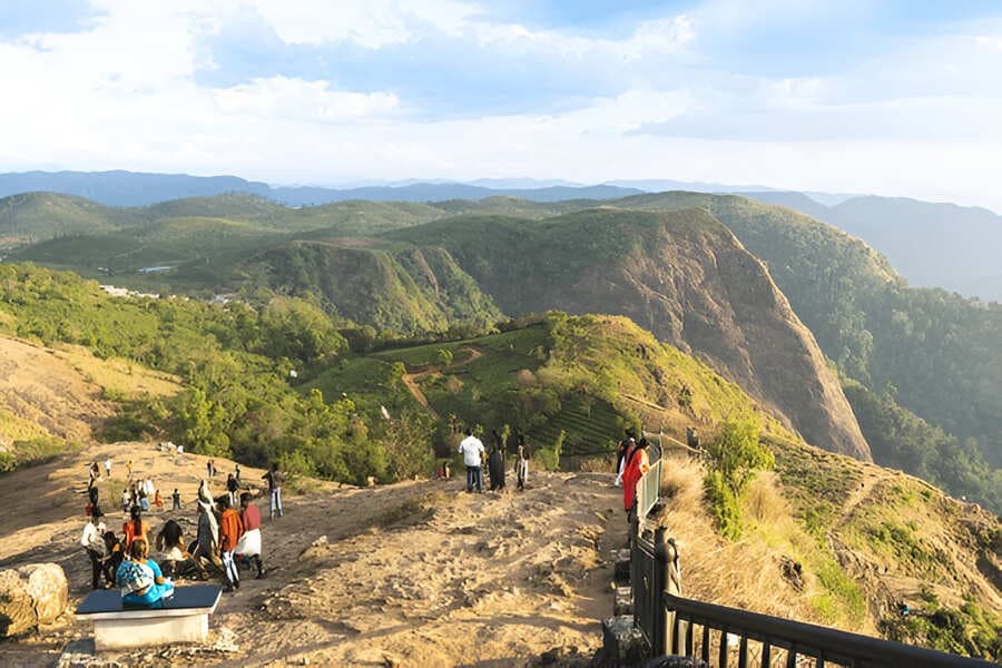Parunthumpara Hill Viewpoint