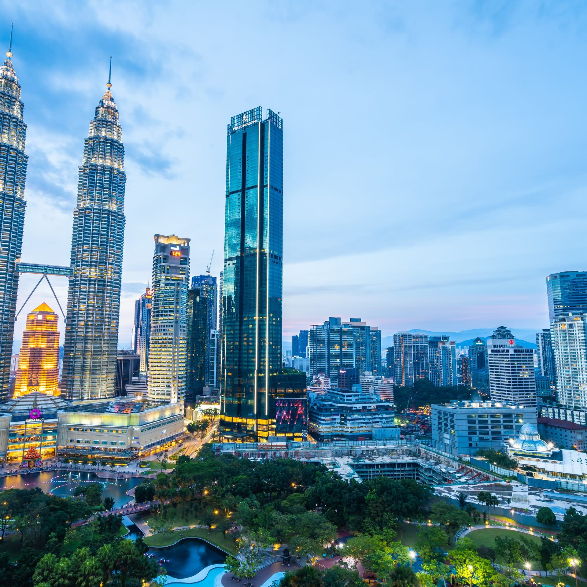 Honeymoon Package to Malaysia for Couples