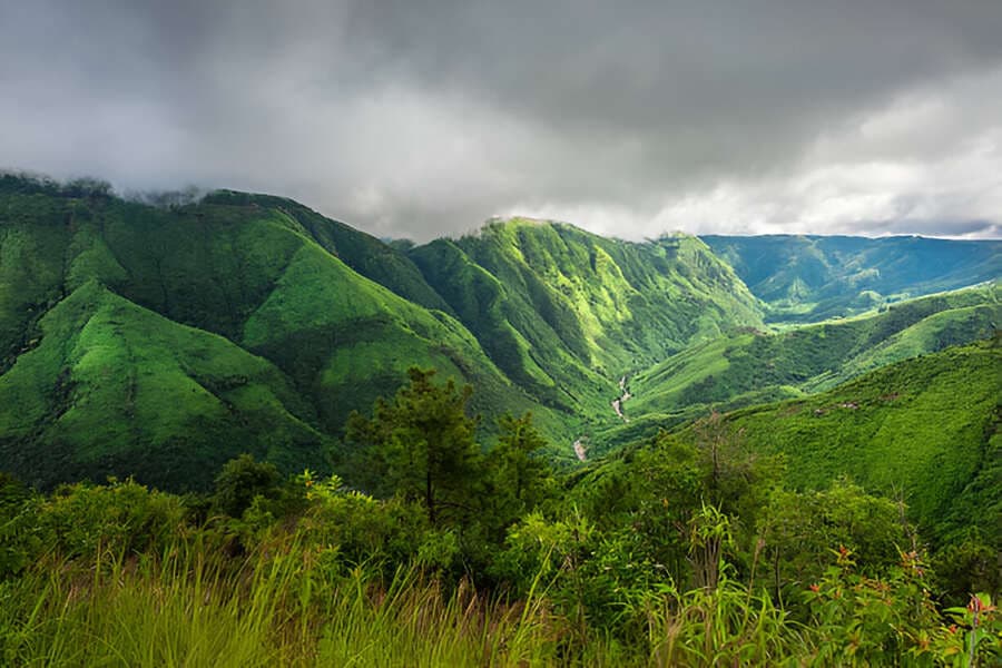 Discover the Wonders of Meghalaya with Family Tour: