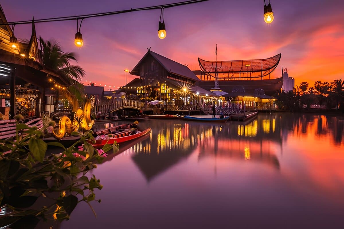Floating Market, Vietnam
