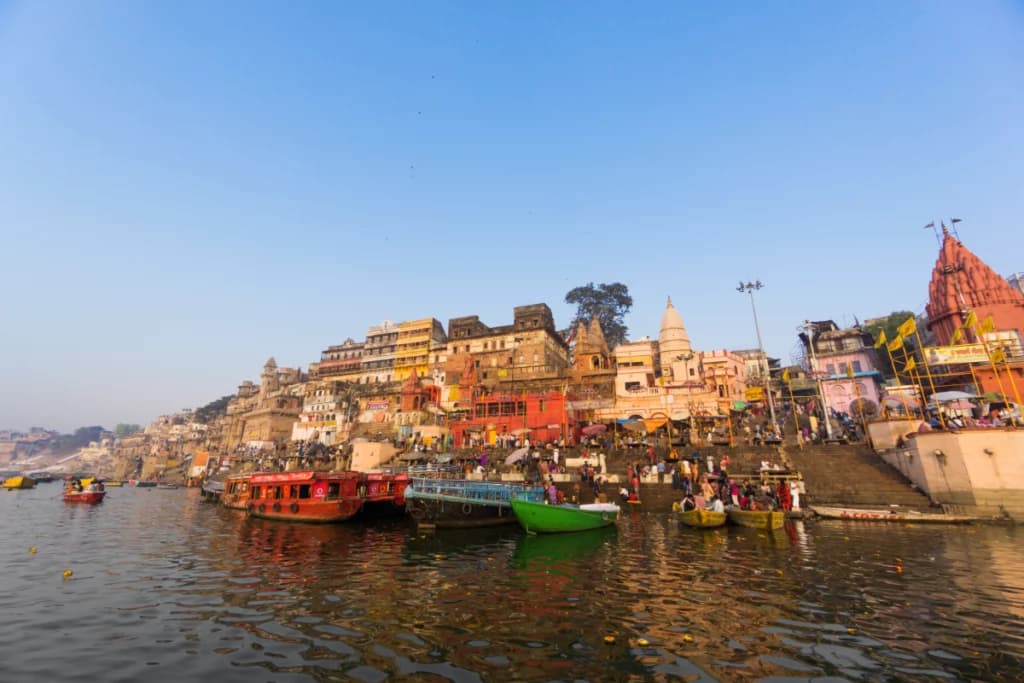 Varanasi Ghats & Kashi Vishwanath Temple
