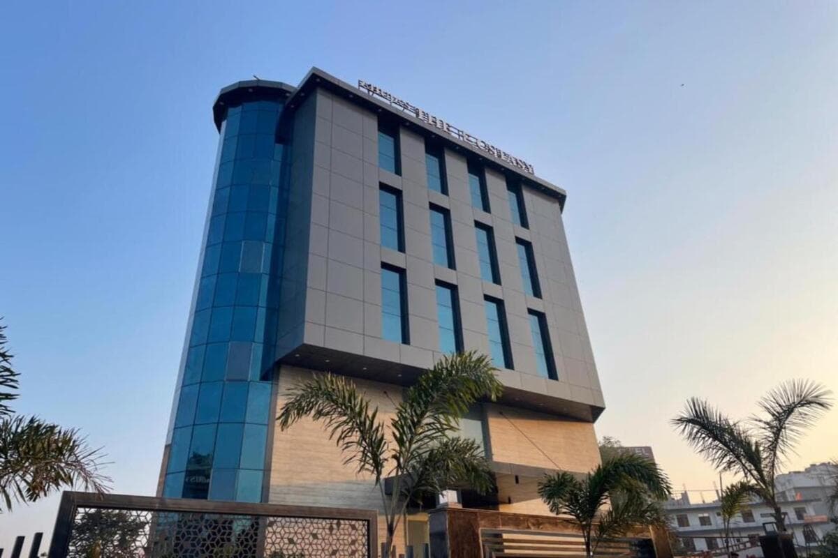 Best Five-Star Hotel in Uttar Pradesh