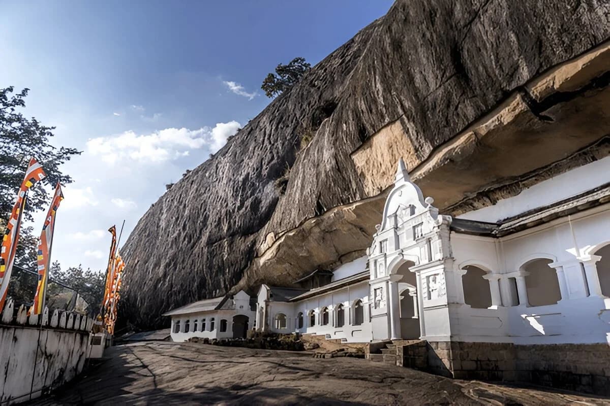 Uncovering Sri Lanka’s Hidden History: Secrets Every Traveler Must See