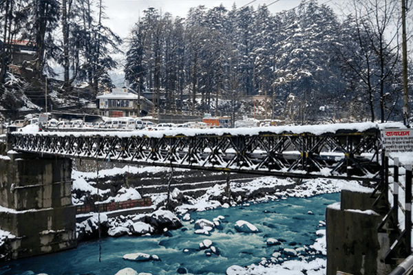 Explore Manali with the top Manali holiday packages