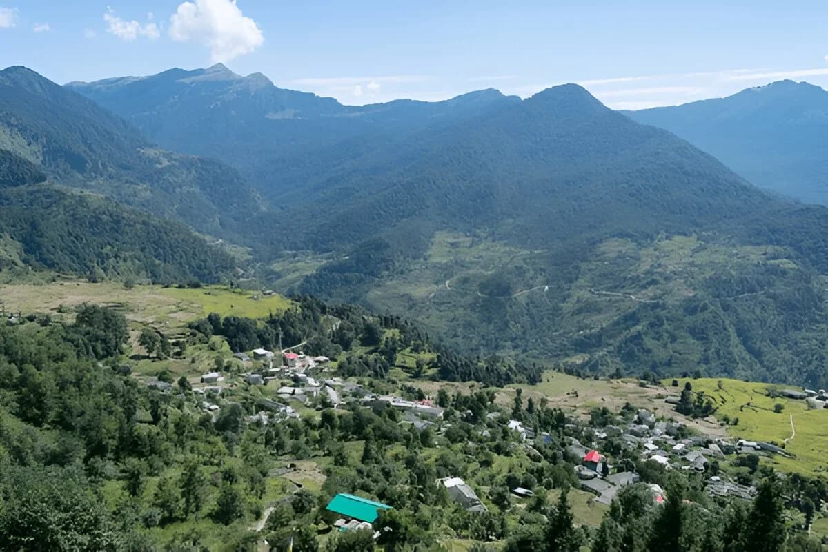 Sari Village