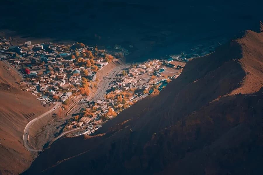 Kaza Town
