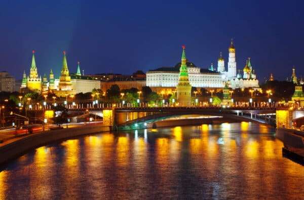 Luxurious and Romantic Honeymoon Tours Across Russia