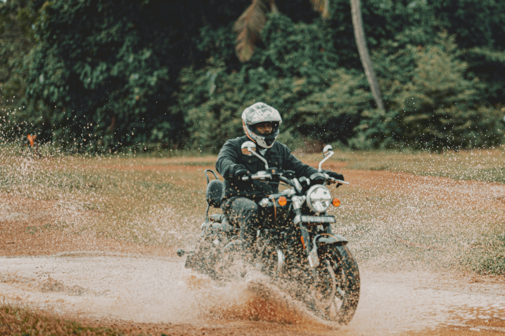 Unravel the Magic of Alleppey “Backwaters, Beaches, and Lagoons – Venice of the East”