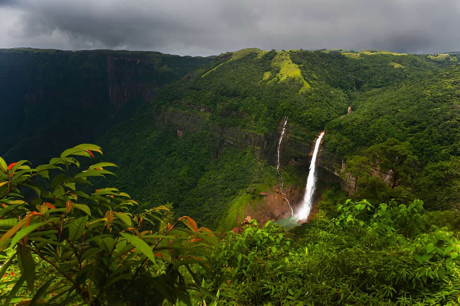 Plan Your Meghalaya family tour packages in the Best Way