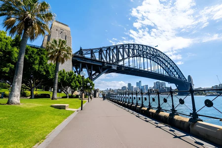 Sydney Harbor Bridge
