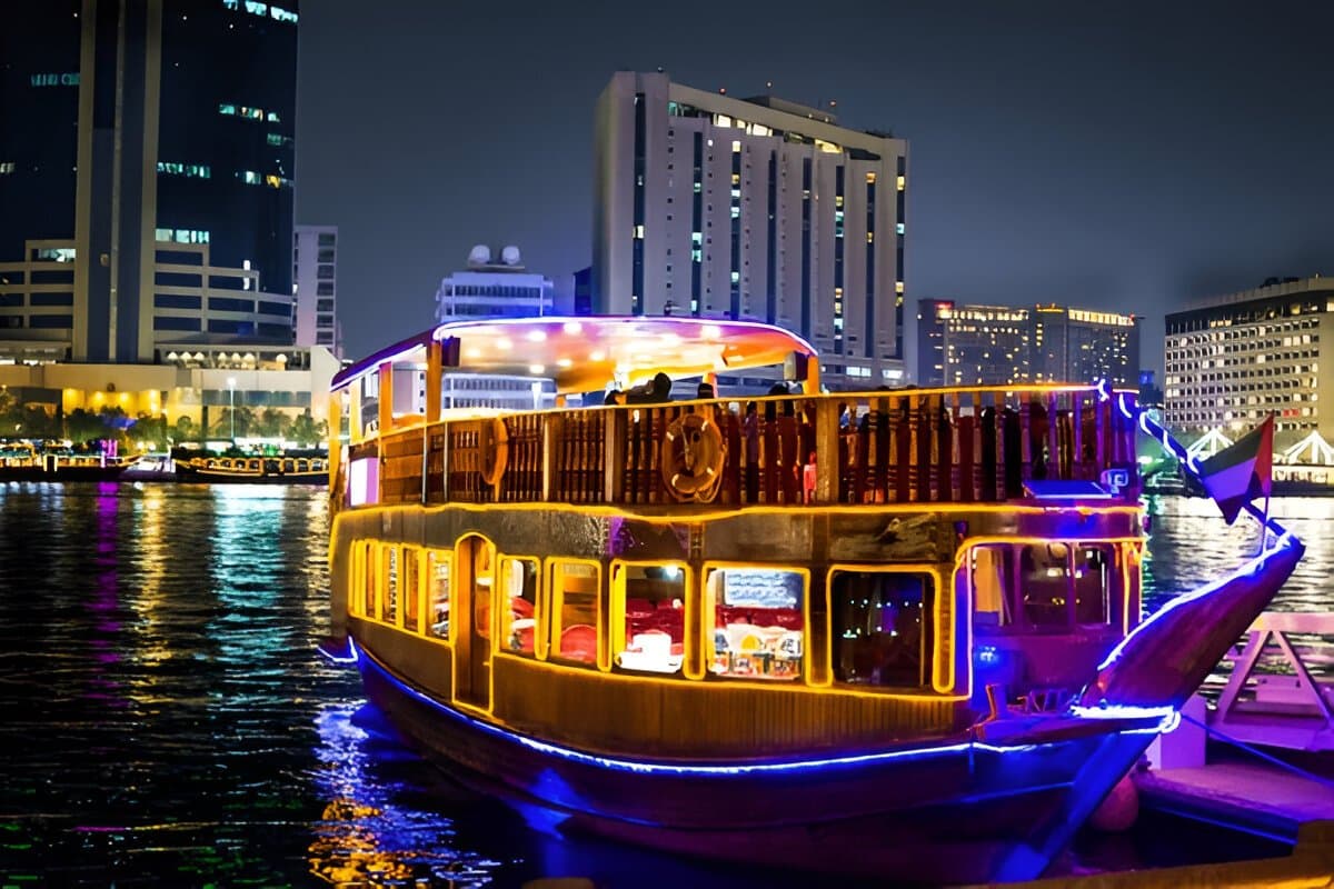 Dhow Cruise in Dubai Marina