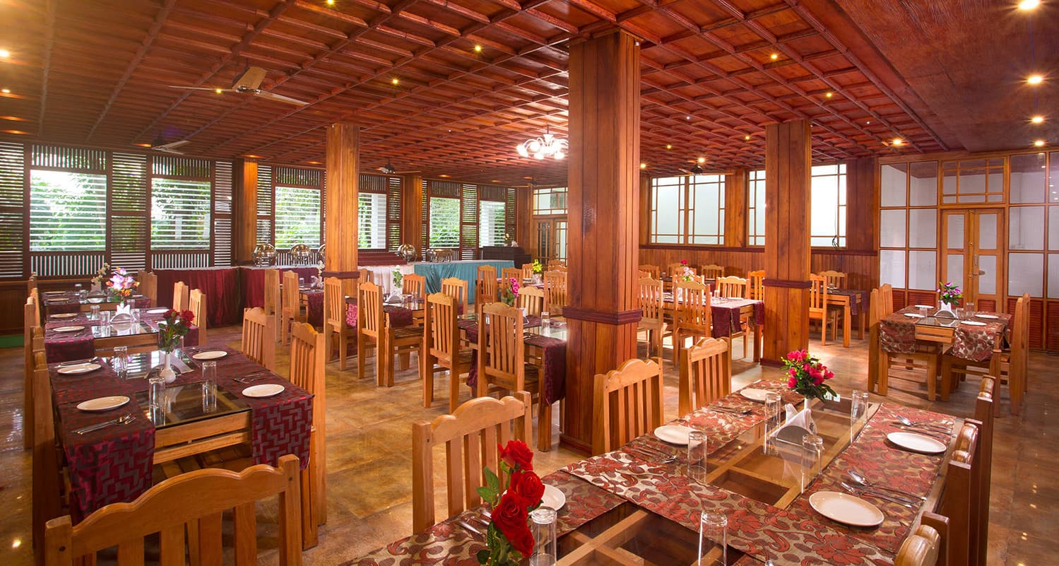 At Wood Resort Munnar 