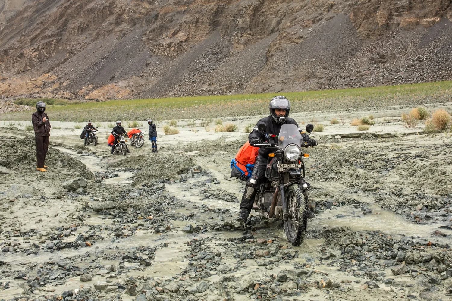7 Night 8 Days Ladakh Bike Trip Package