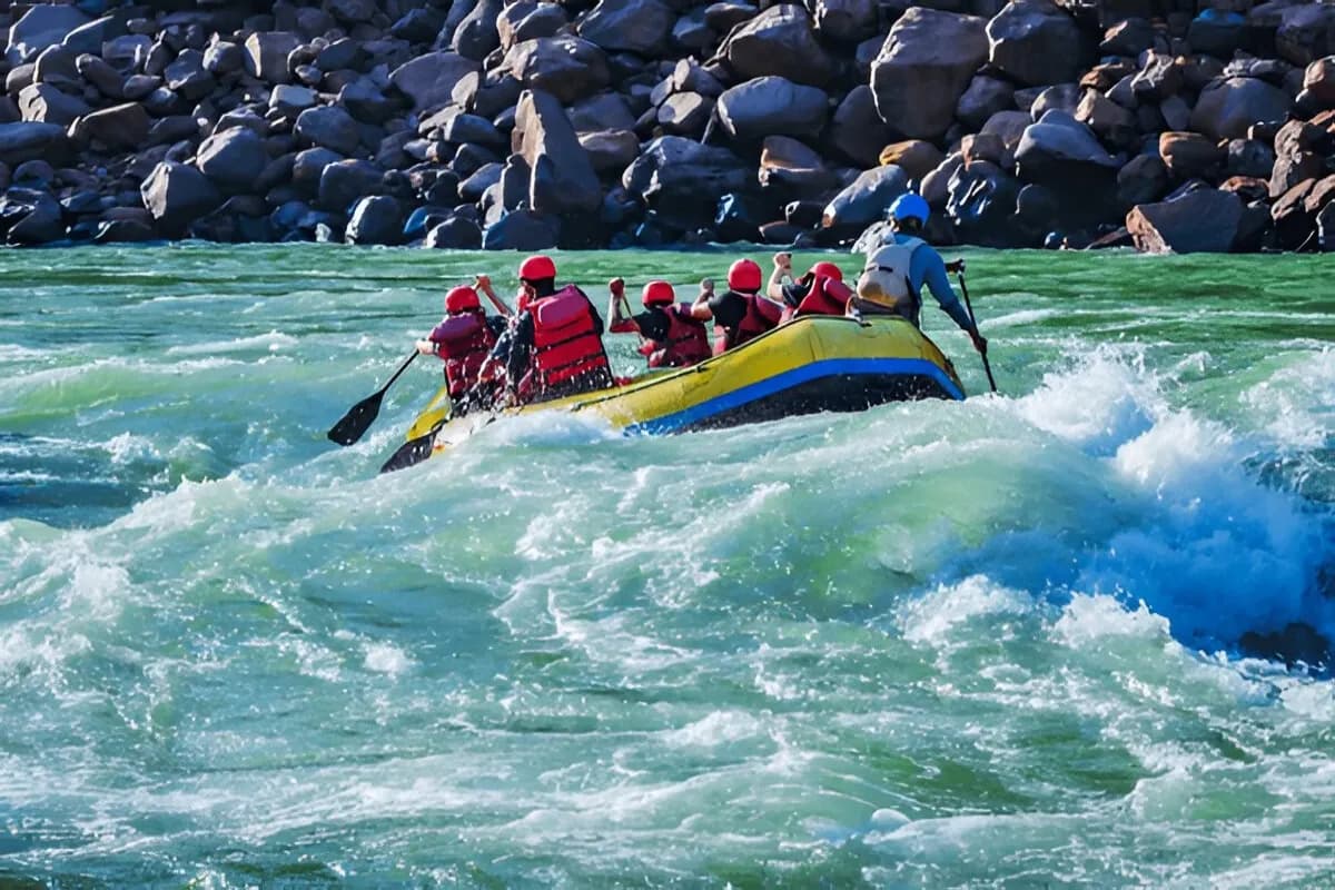 River Rafting in Manali