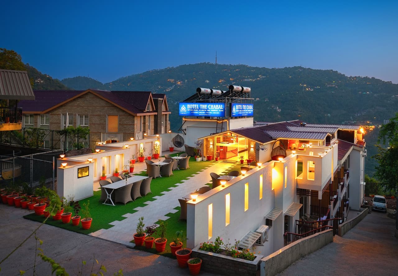 Hotel The Chabal Kasauli