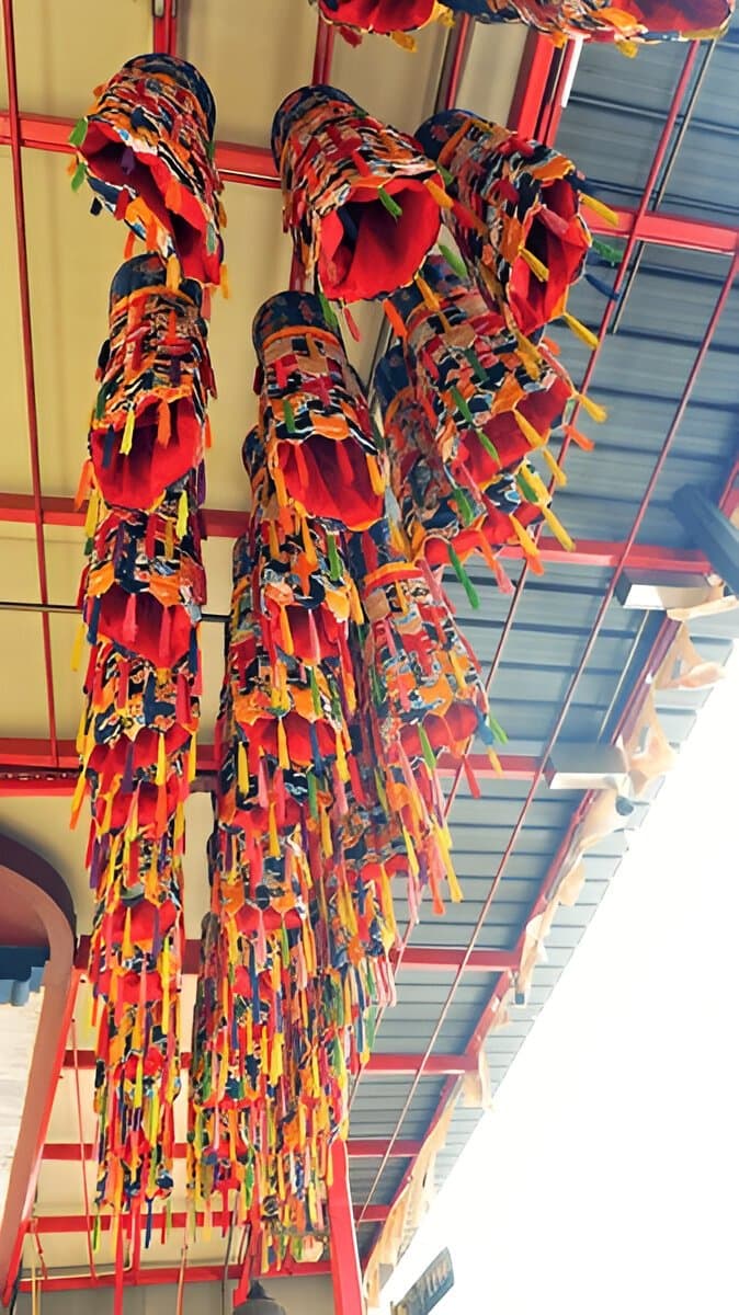 Thekchen Choling Temple 