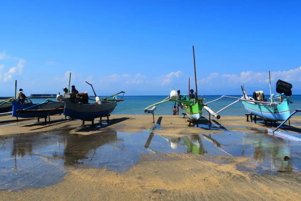 Tuna Fishing Villages