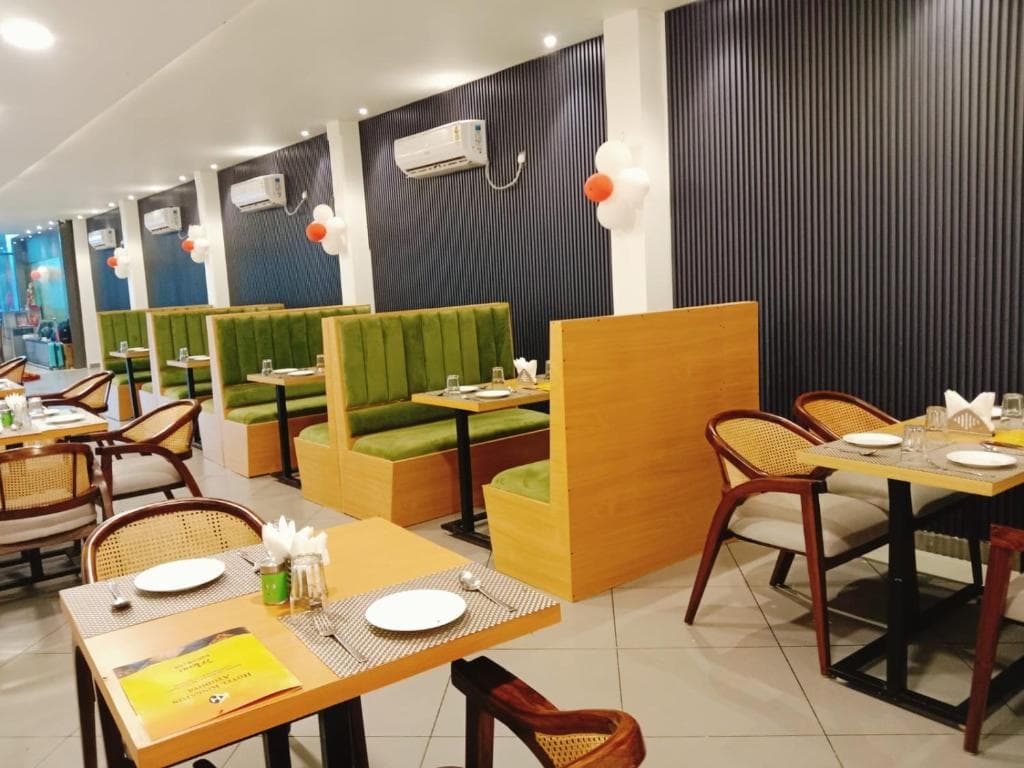 Hotel Kingston Buffet Restaurant, Ayodhya