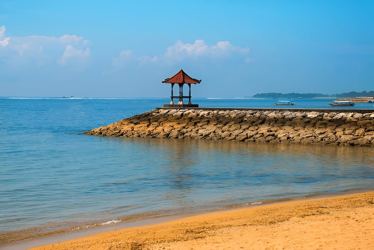 Tanjung benoa beach