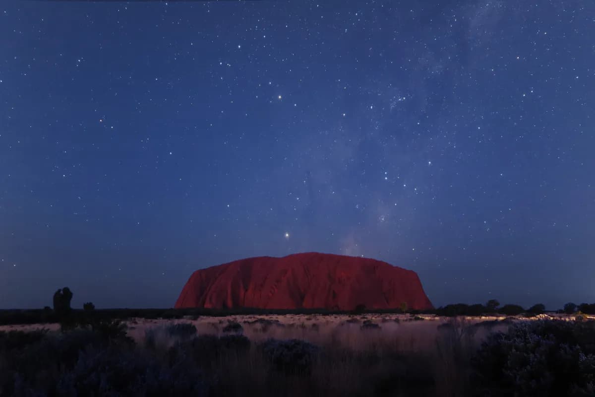 uluru at night