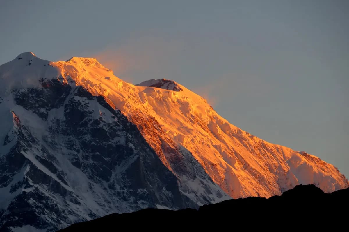 Chaukhamba peak