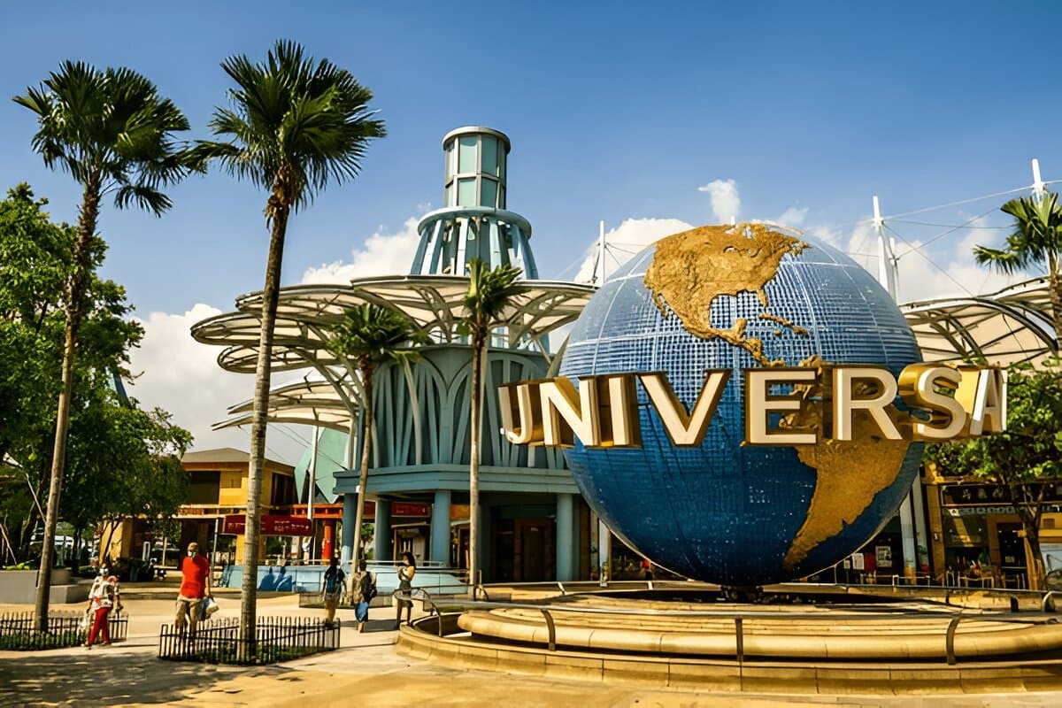 Singapore Universal Studios & Sea Aquarium Tour