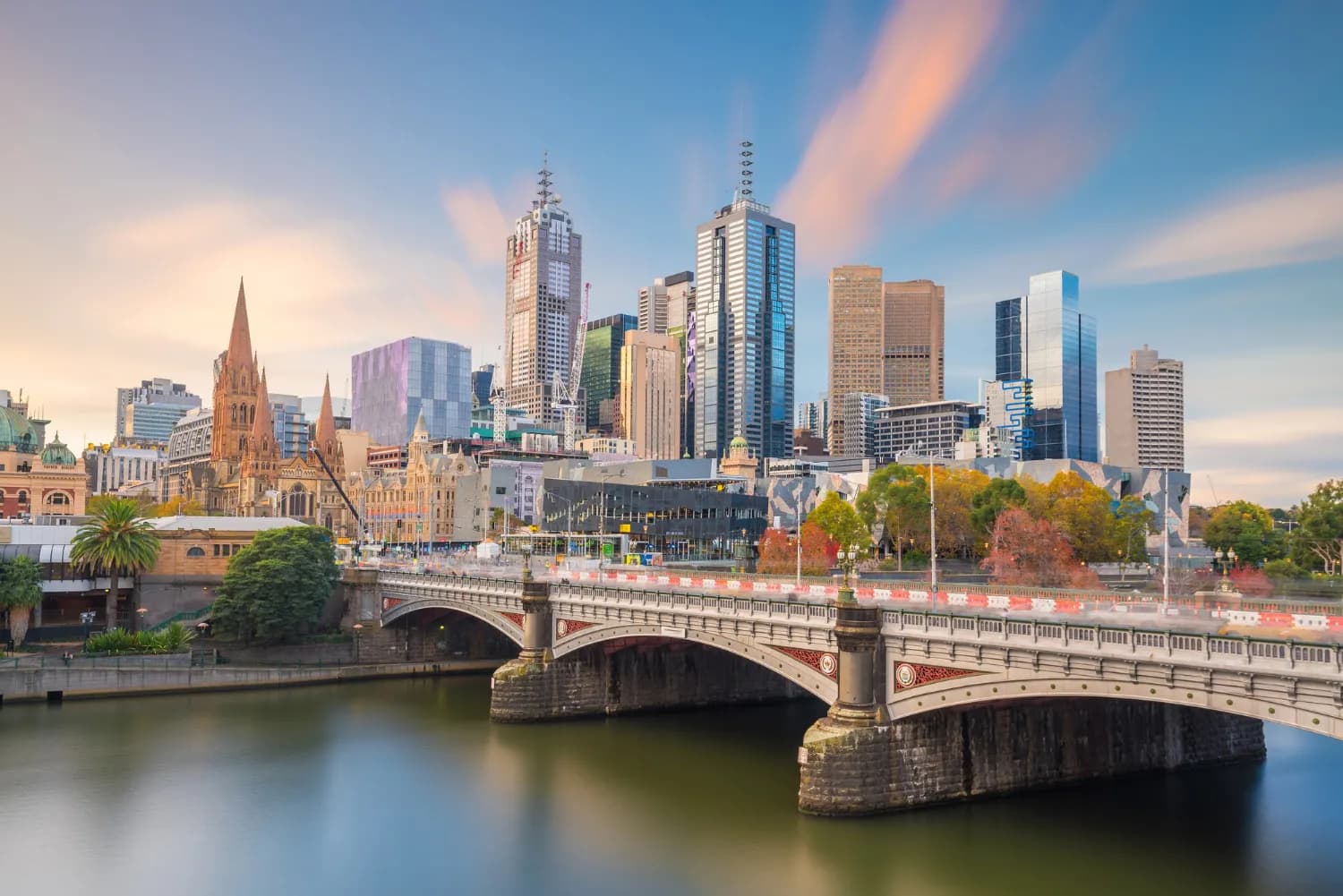 Ultimate Australia Experience - Reef, Wildlife & City Fun