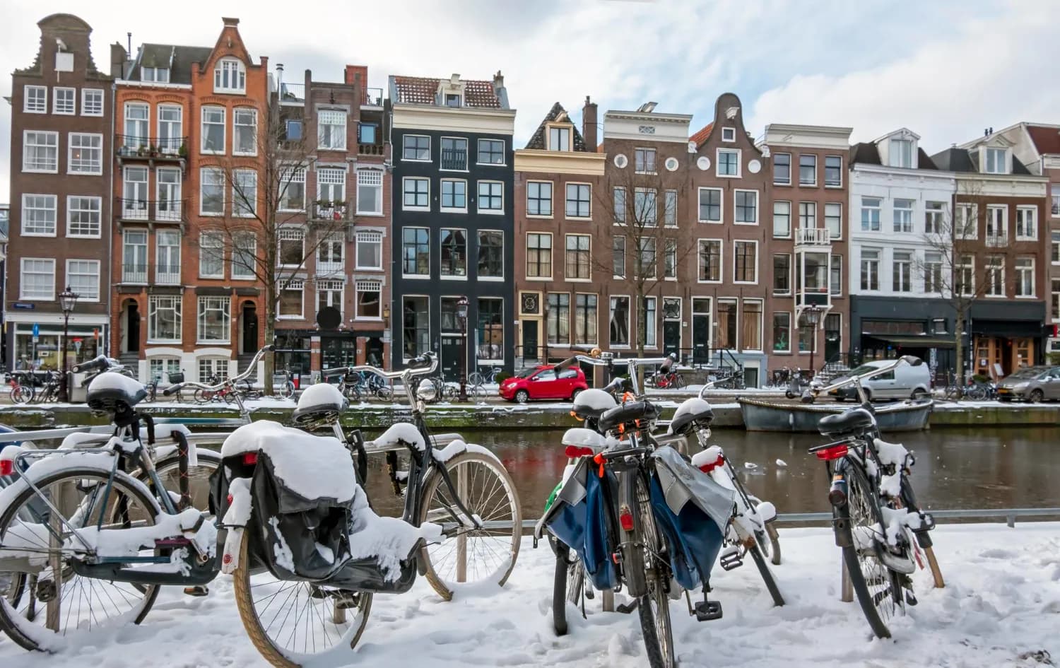 Romantic Europe - Eiffel, Grand Palace & Dutch Delights