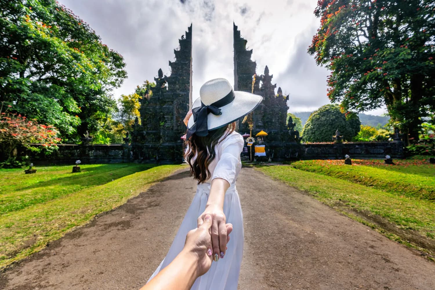 Bali Culture & Coasts | Temples, Crafts & Golden Sands