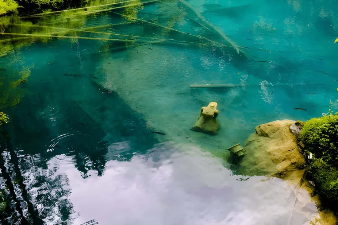 Underwater Statue