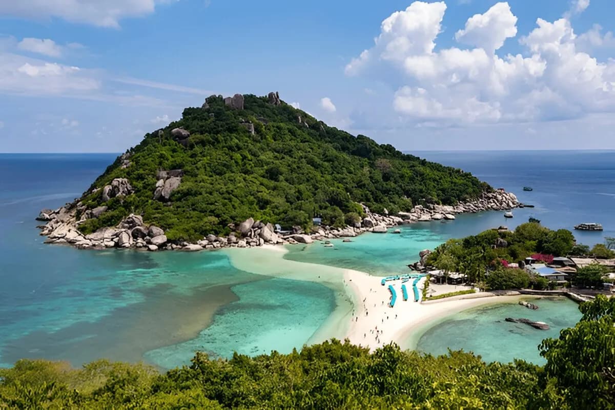 Nang Yuan Island